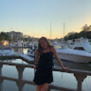 Meet your Posher, Caroline